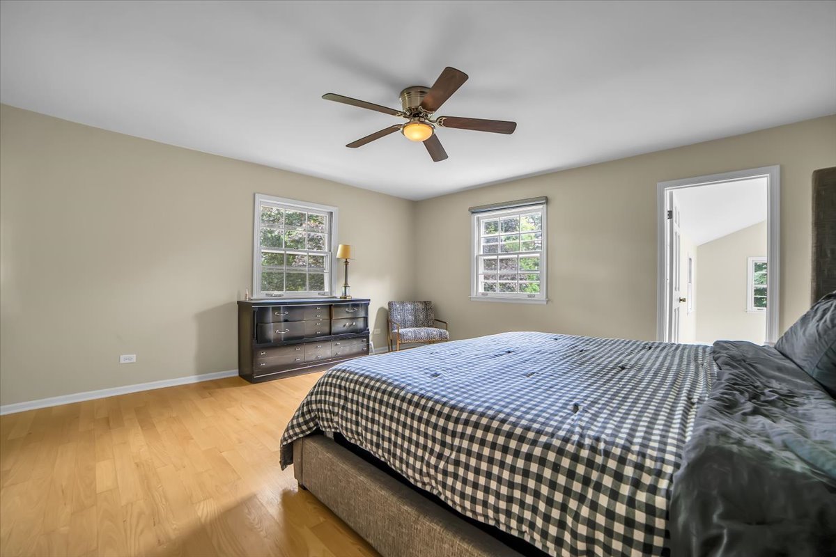 3N011 Morningside Avenue, West Chicago, IL 60185