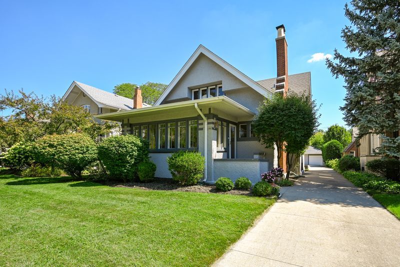 727 Clinton Place, River Forest, IL 60305
