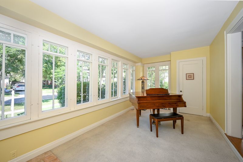 727 Clinton Place, River Forest, IL 60305