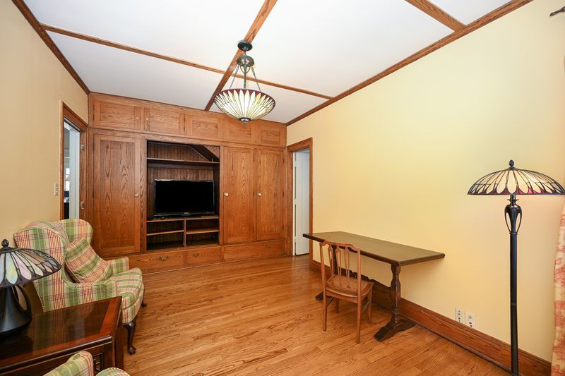 727 Clinton Place, River Forest, IL 60305