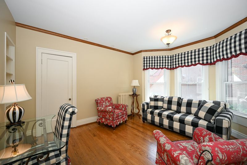 727 Clinton Place, River Forest, IL 60305