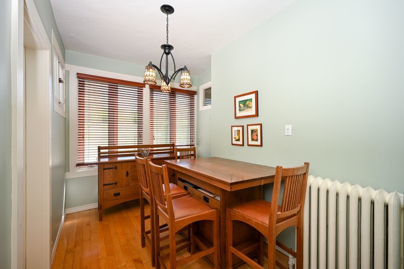 727 Clinton Place, River Forest, IL 60305