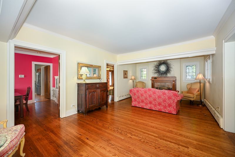 727 Clinton Place, River Forest, IL 60305