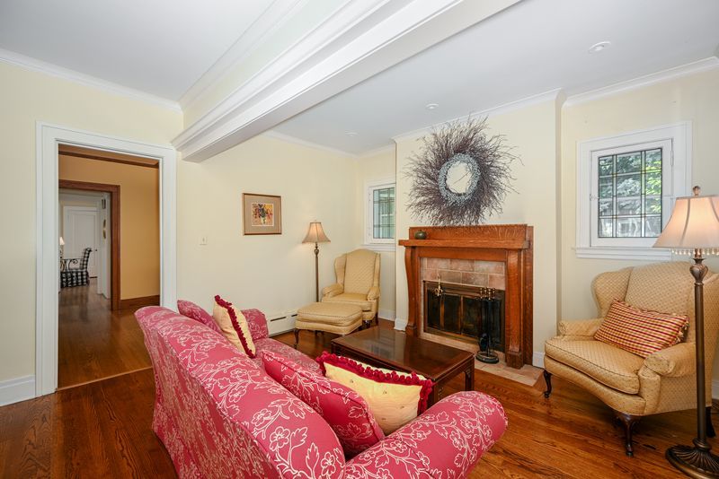 727 Clinton Place, River Forest, IL 60305