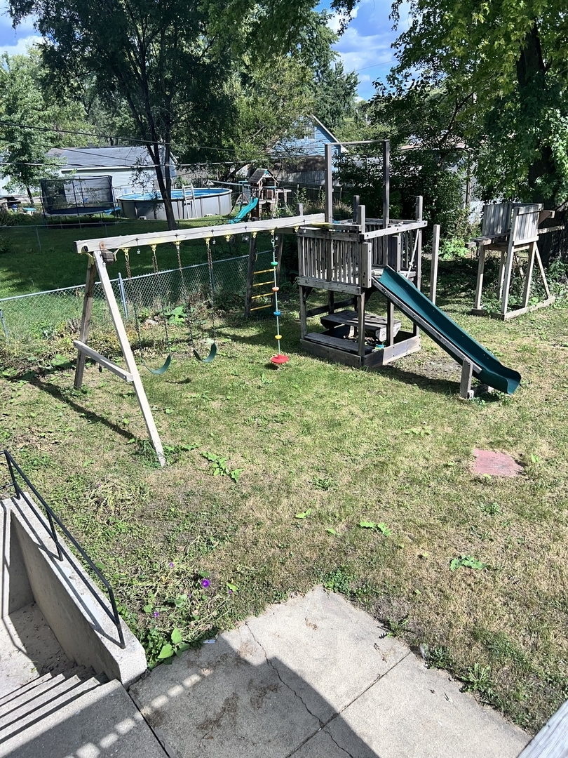 19 Wyndham Drive, Montgomery, IL 60538