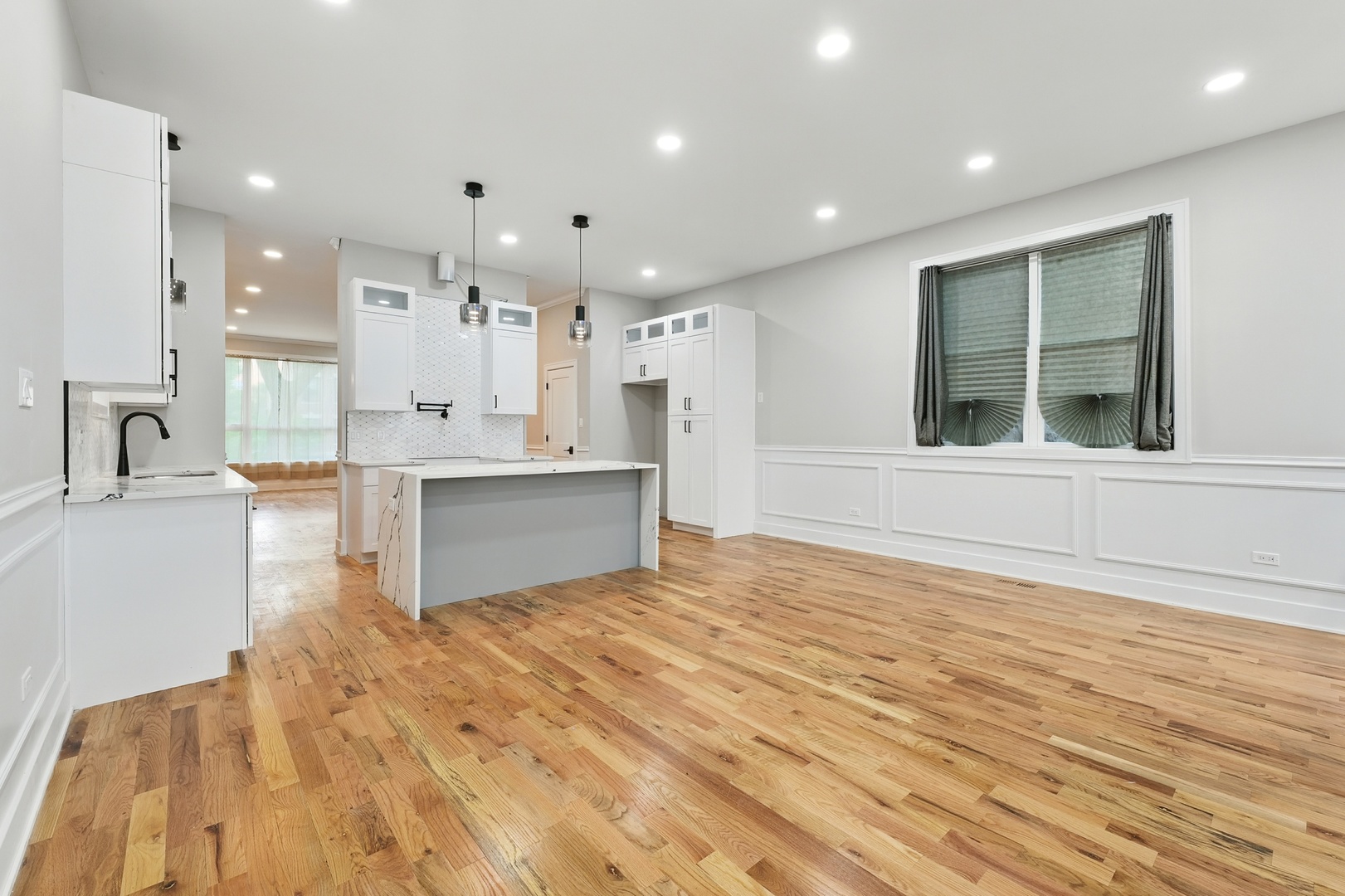 5032 S Michigan Avenue, Chicago, IL 60615