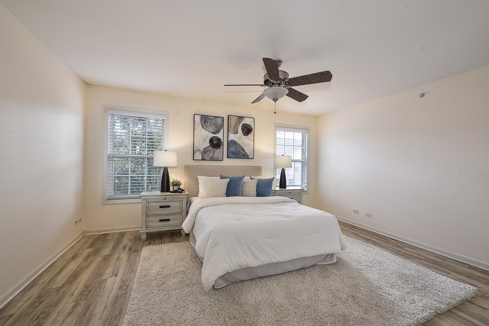 824 Stone Canyon Circle #824, Inverness, IL 60010