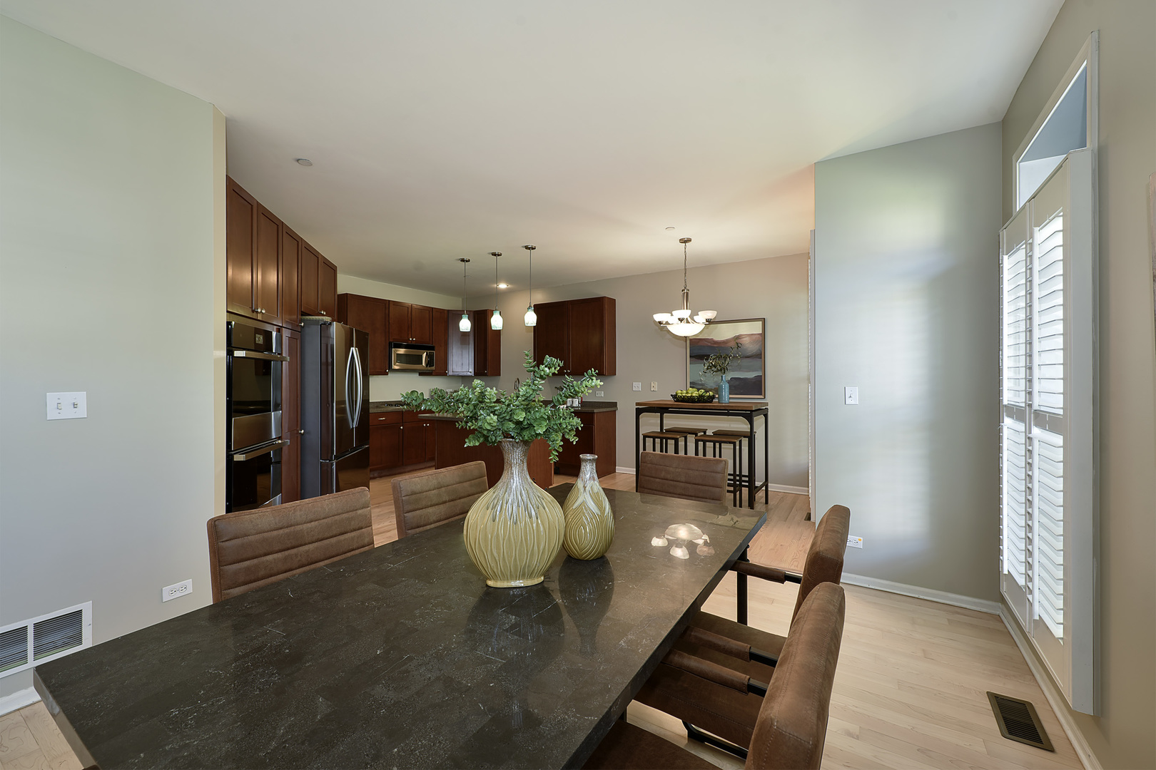 824 Stone Canyon Circle #824, Inverness, IL 60010