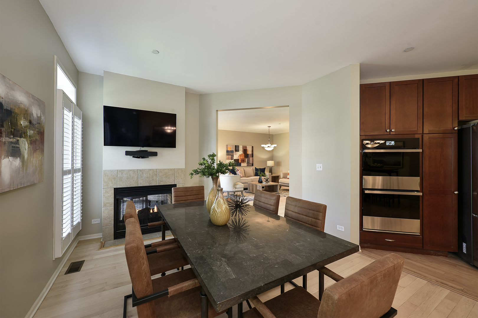 824 Stone Canyon Circle #824, Inverness, IL 60010