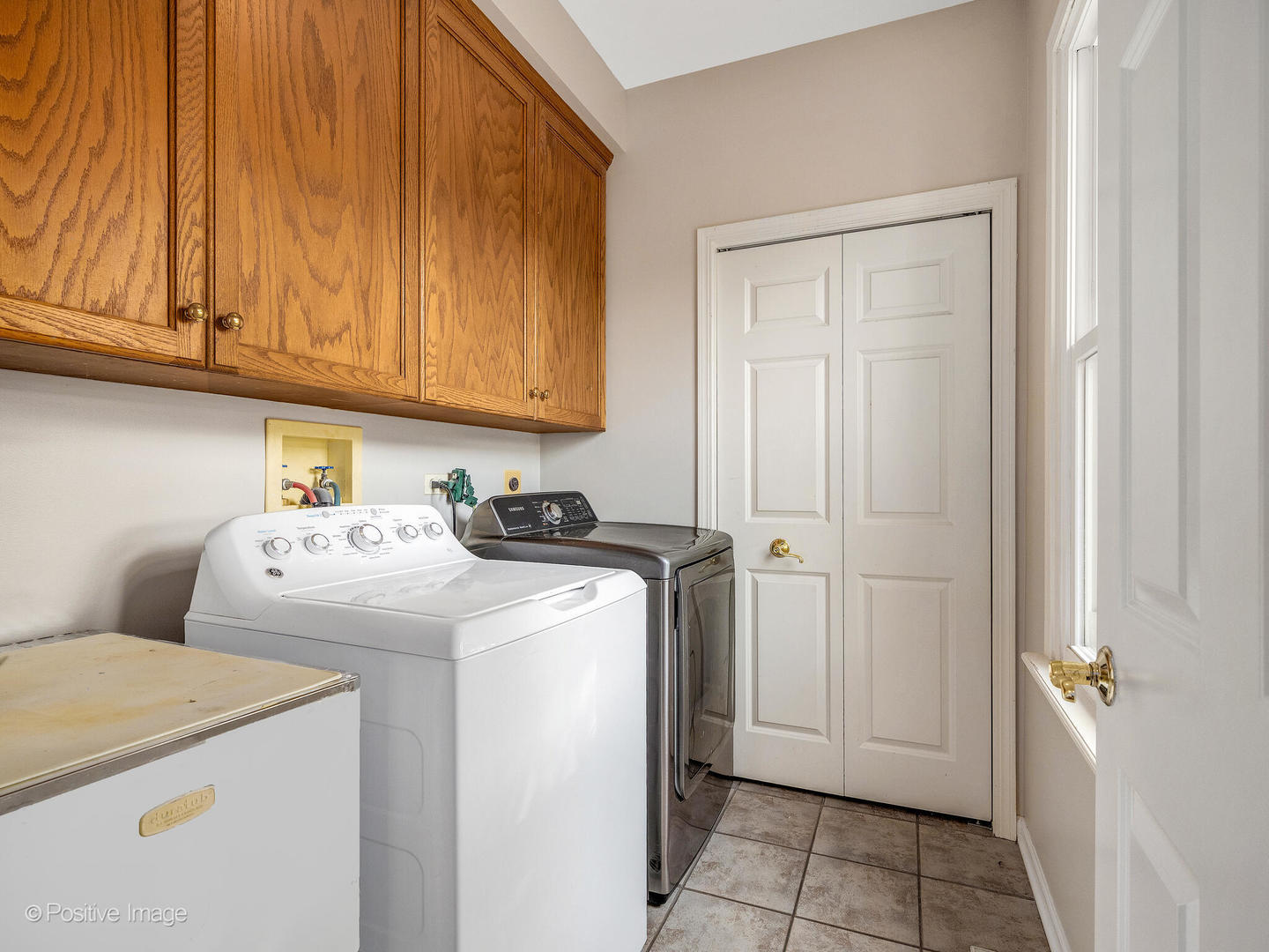 26W453 Pinehurst Drive, Winfield, IL 60190
