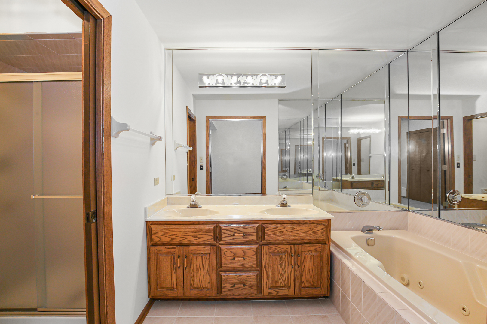 6519 W 126th Place, Palos Heights, IL 60463