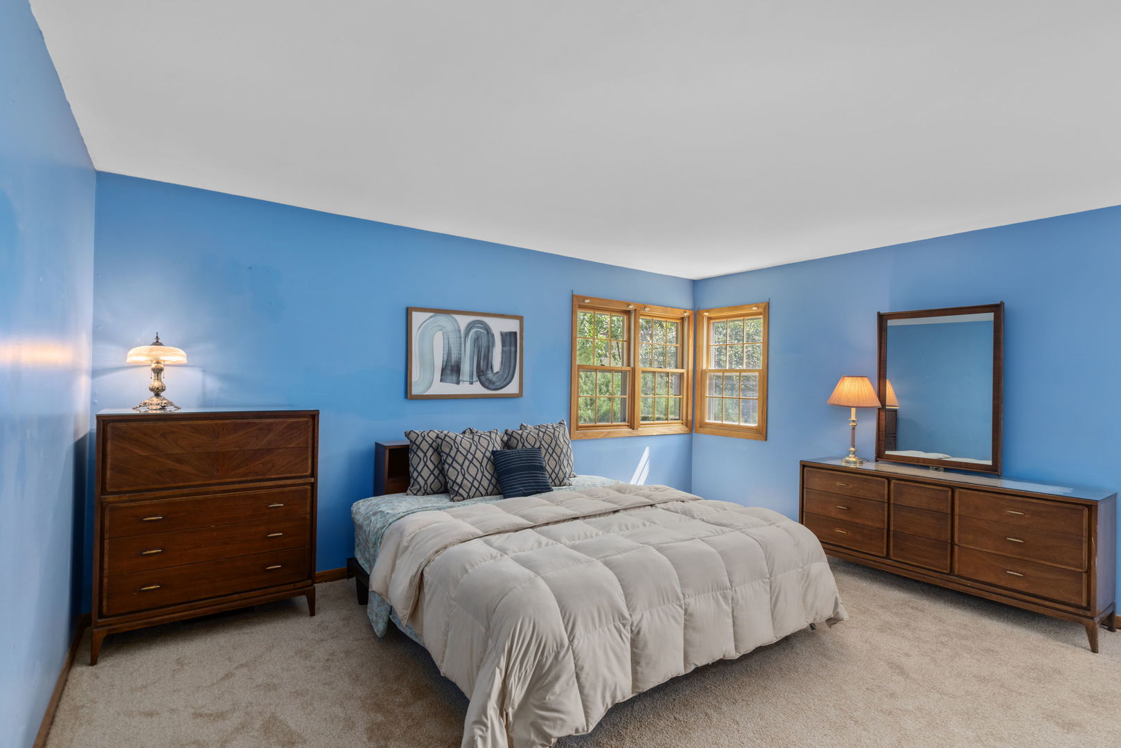 11 Woodhead Drive, Lake Villa, IL 60046