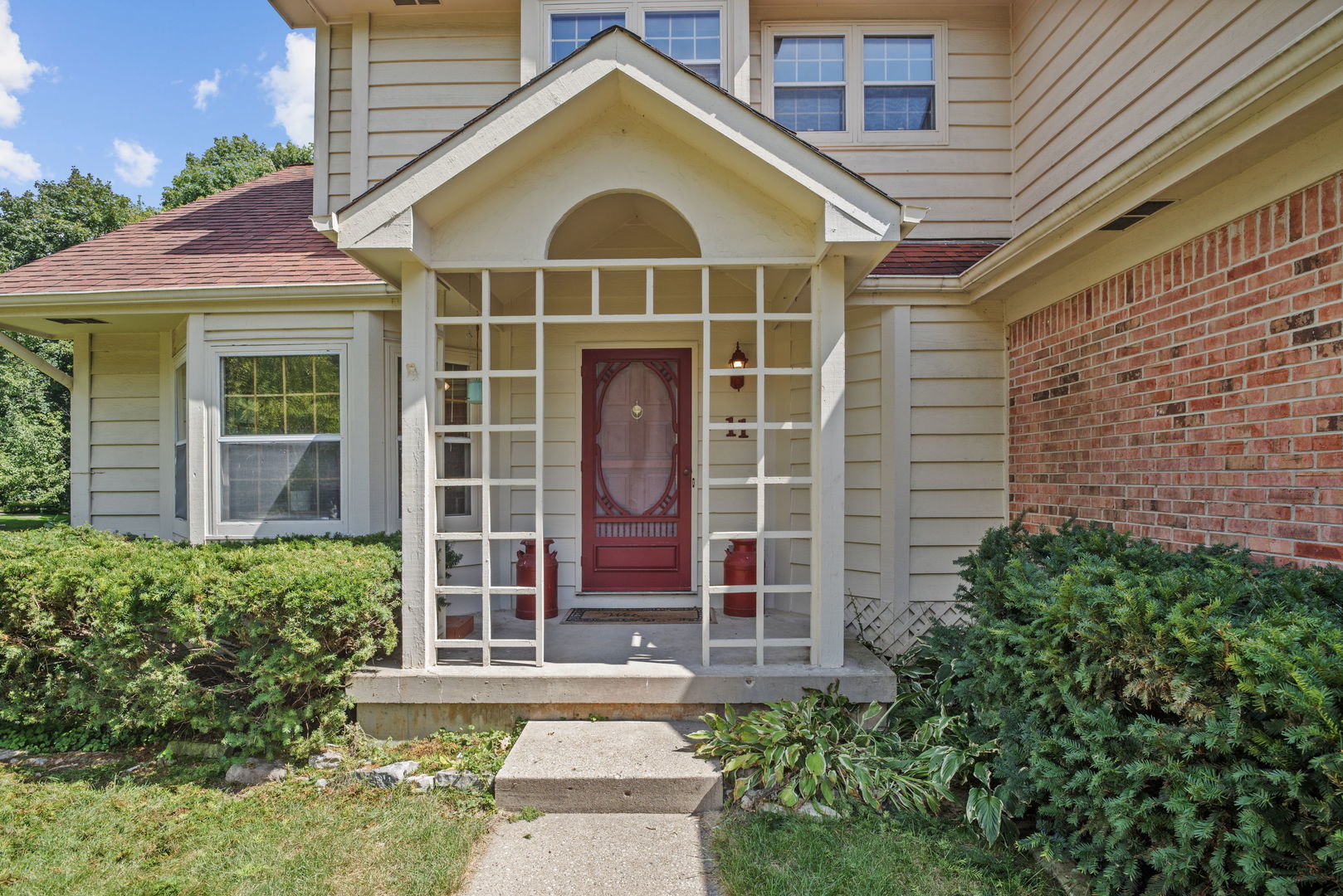 11 Woodhead Drive, Lake Villa, IL 60046