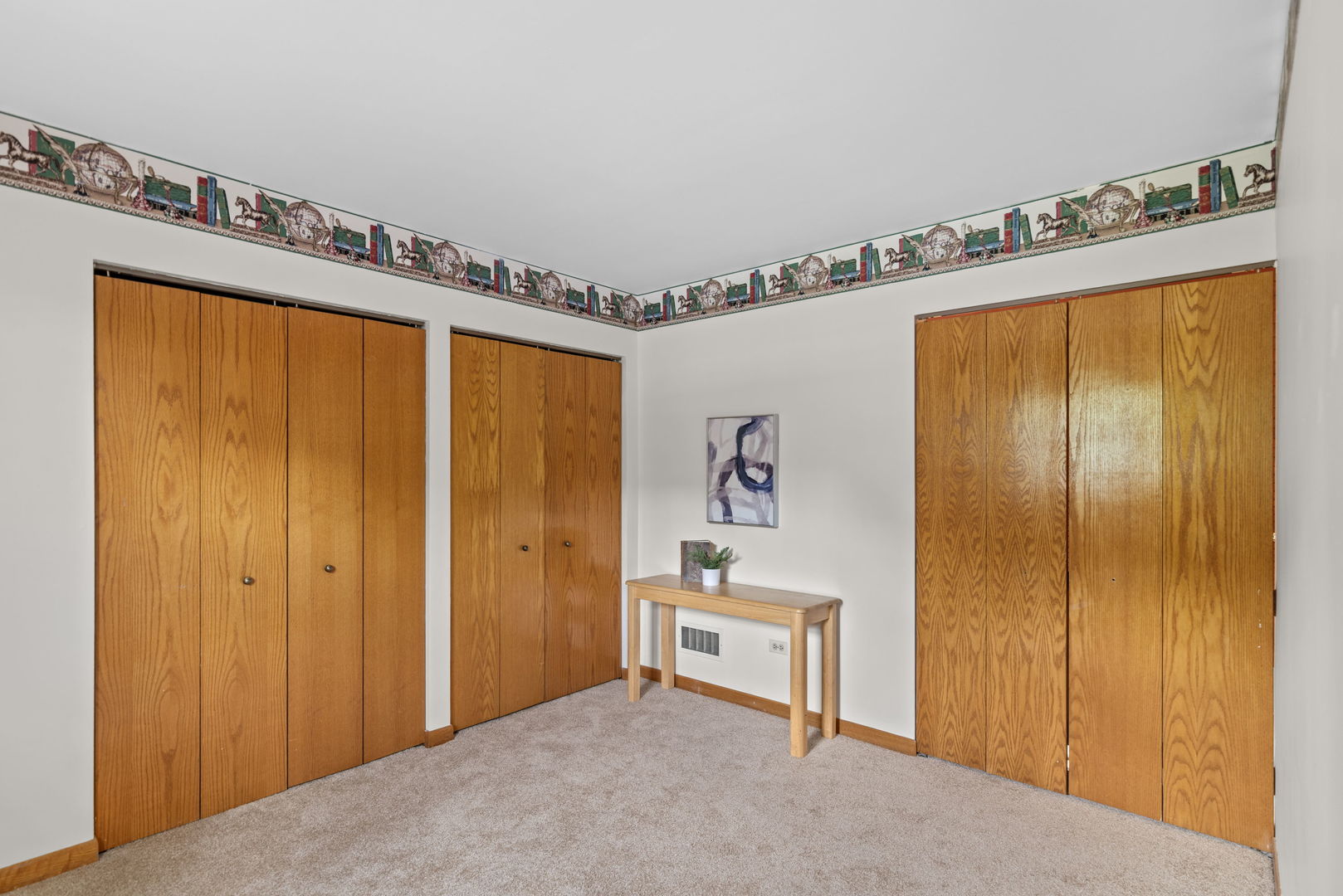 11 Woodhead Drive, Lake Villa, IL 60046