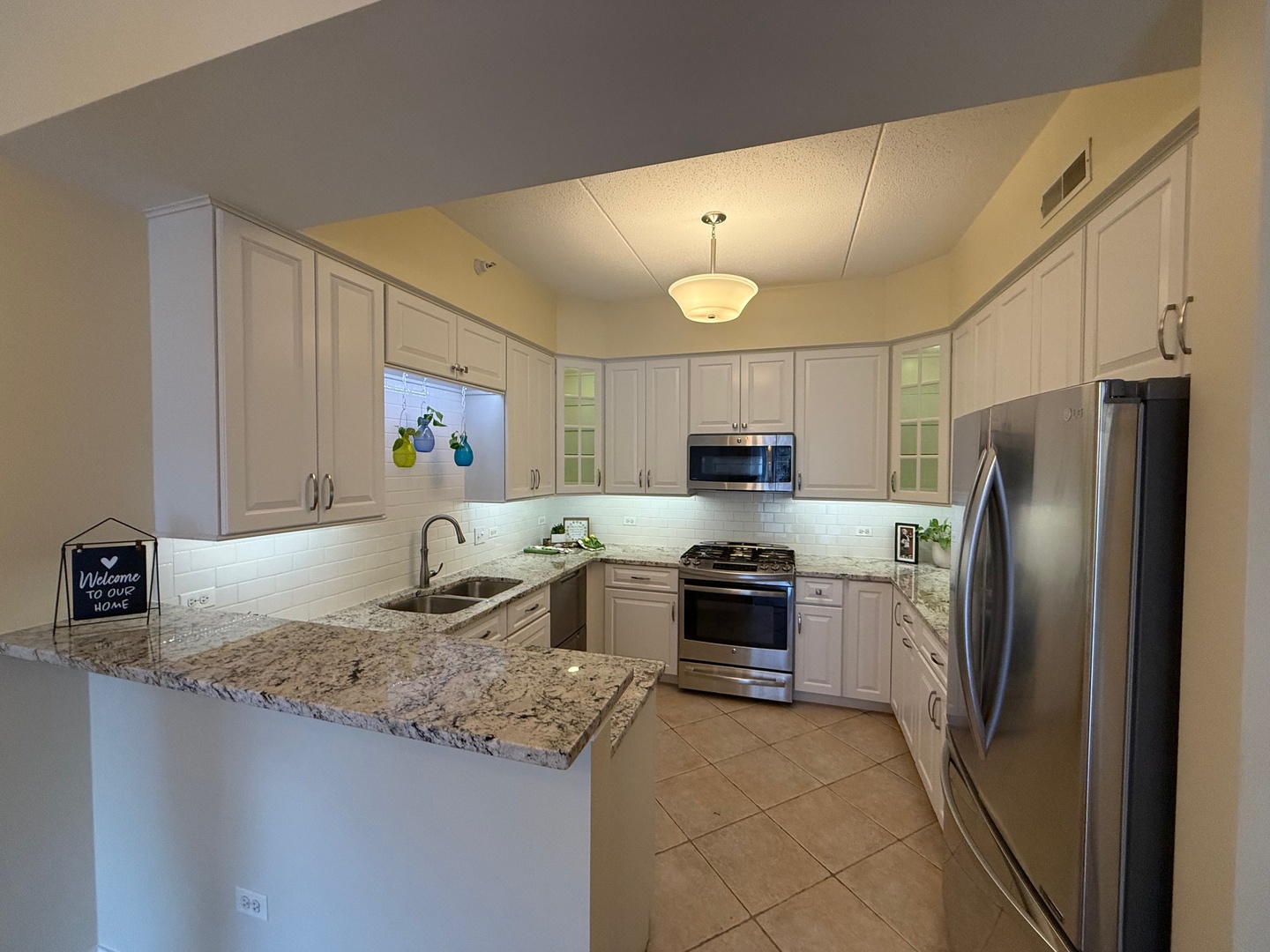 300 E Church Street #204, Libertyville, IL 60048