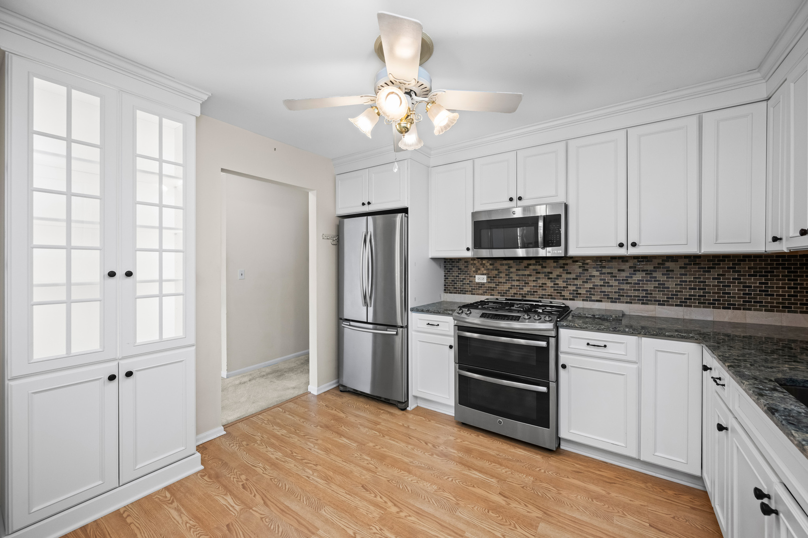 950 E Wilmette Road #418, Palatine, IL 60074
