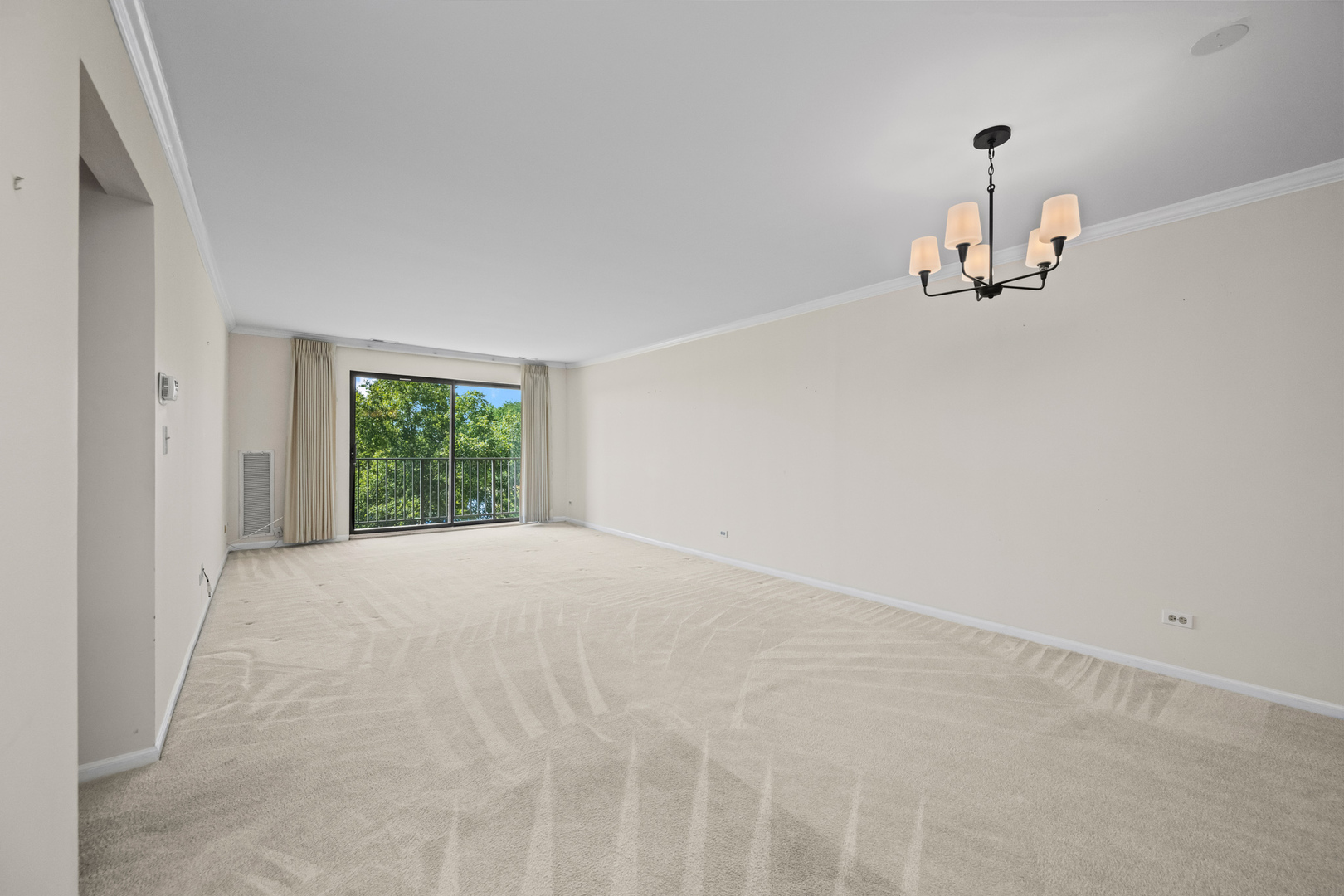 950 E Wilmette Road #418, Palatine, IL 60074