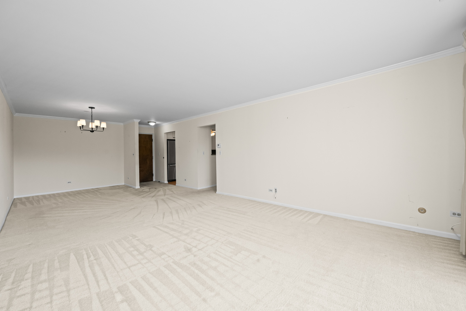 950 E Wilmette Road #418, Palatine, IL 60074
