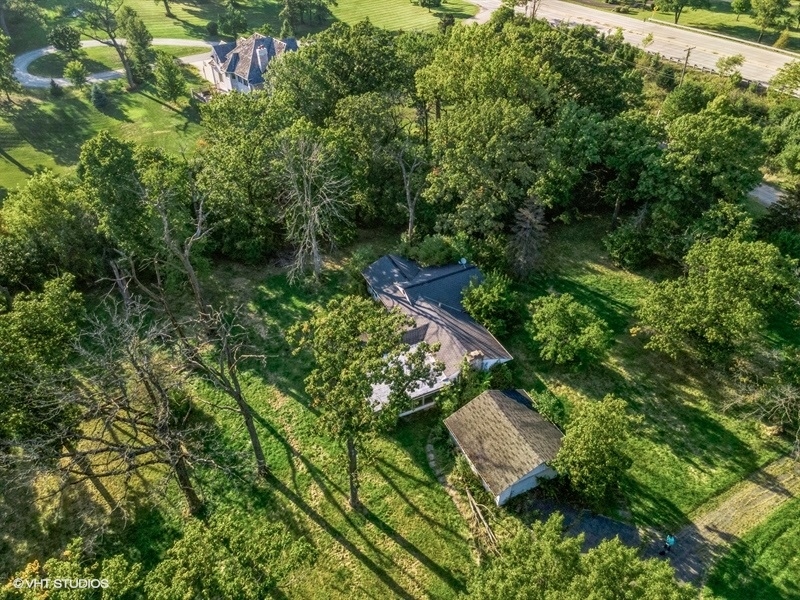 115 Oak Brook Road, Oak Brook, IL 60523