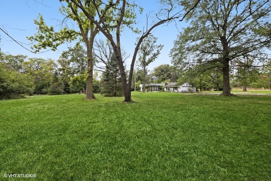 115 Oak Brook Road, Oak Brook, IL 60523