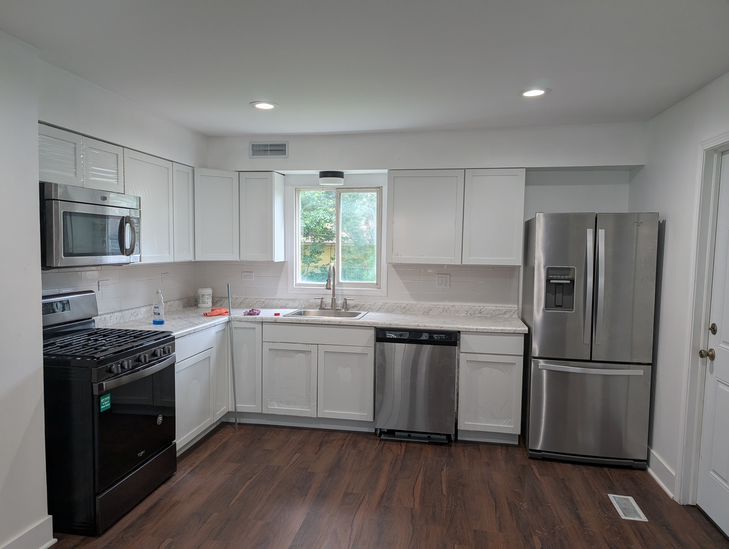 254 Thornhurst Road, Bolingbrook, IL 60440