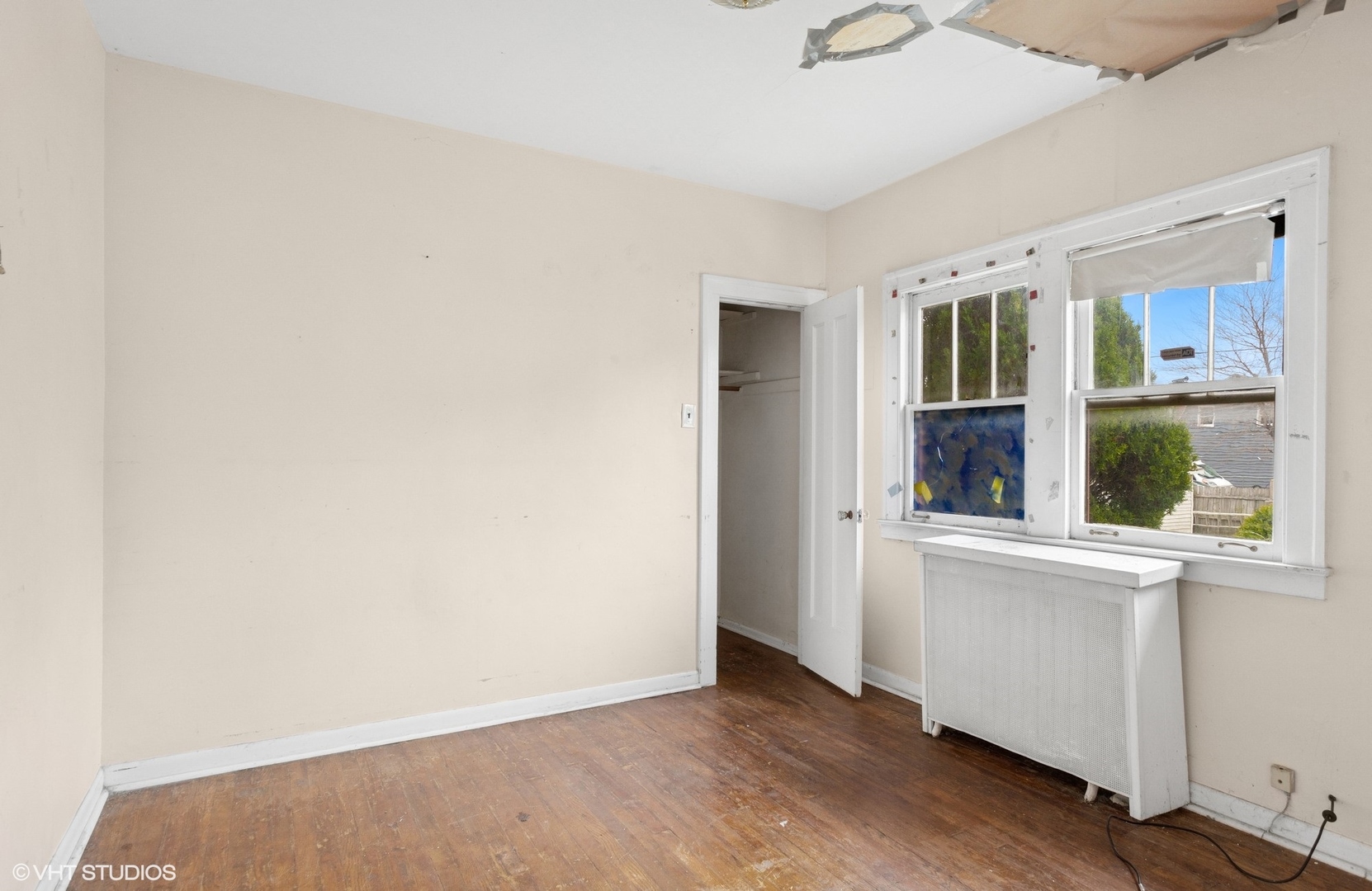 246 E North Avenue, Elmhurst, IL 60126