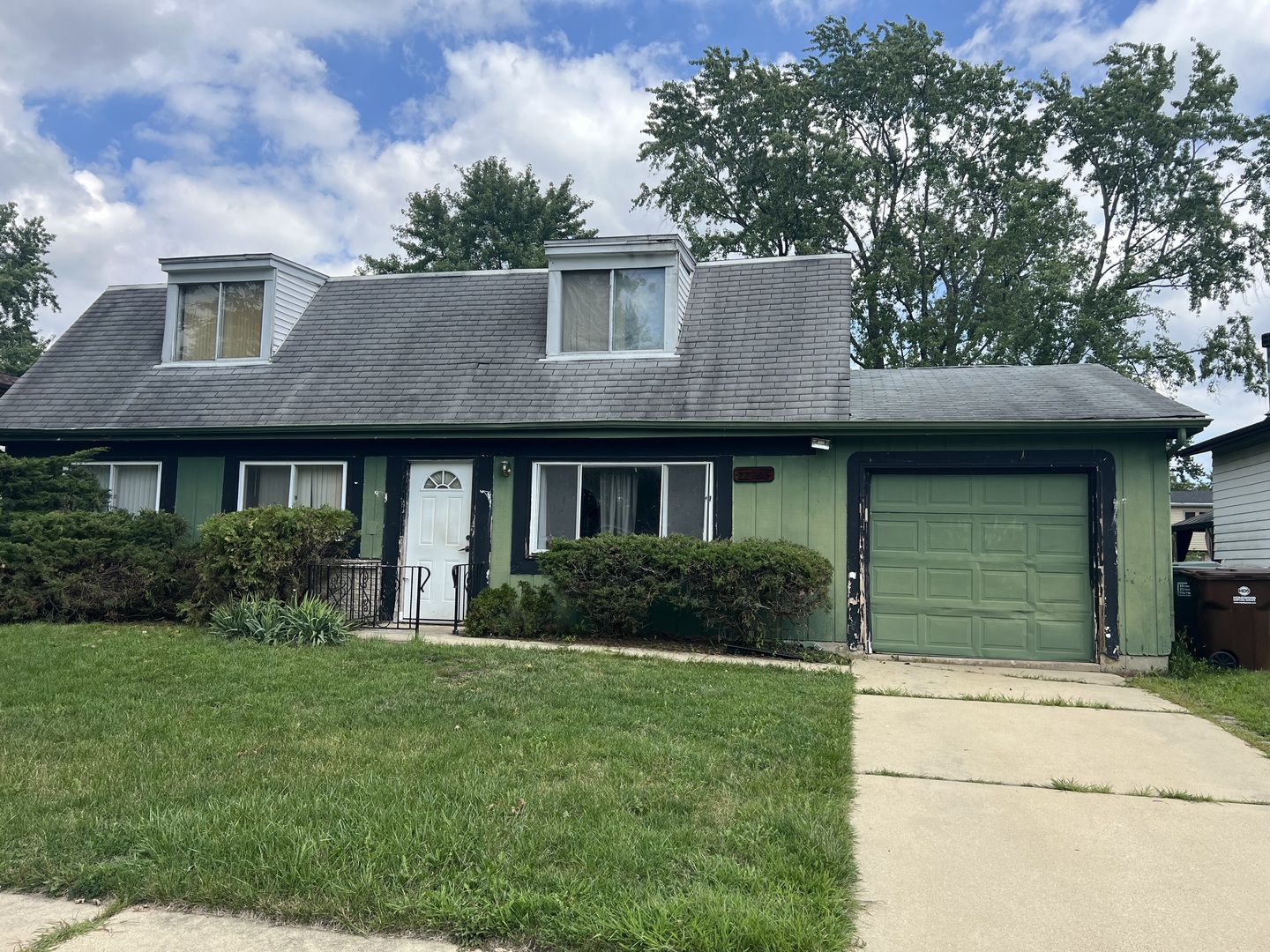 22745 Valley Drive, Richton Park, IL 60471