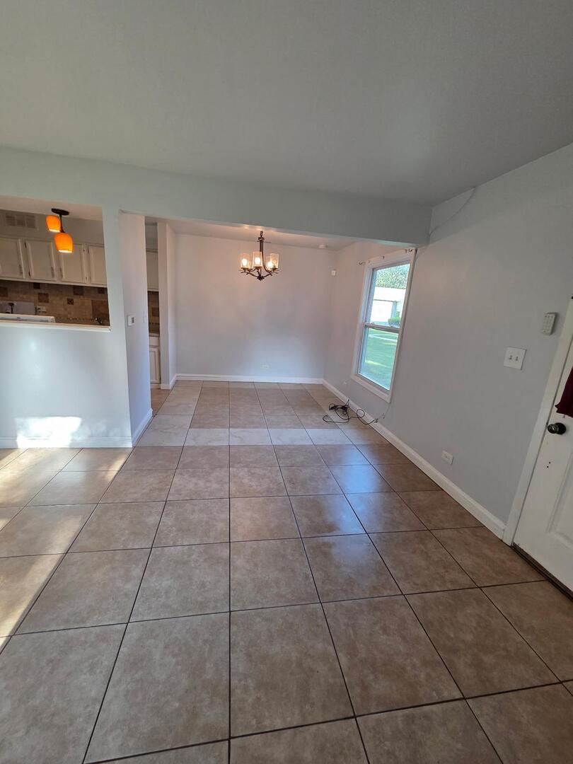 1389 S Glen Circle #D, Aurora, IL 60506