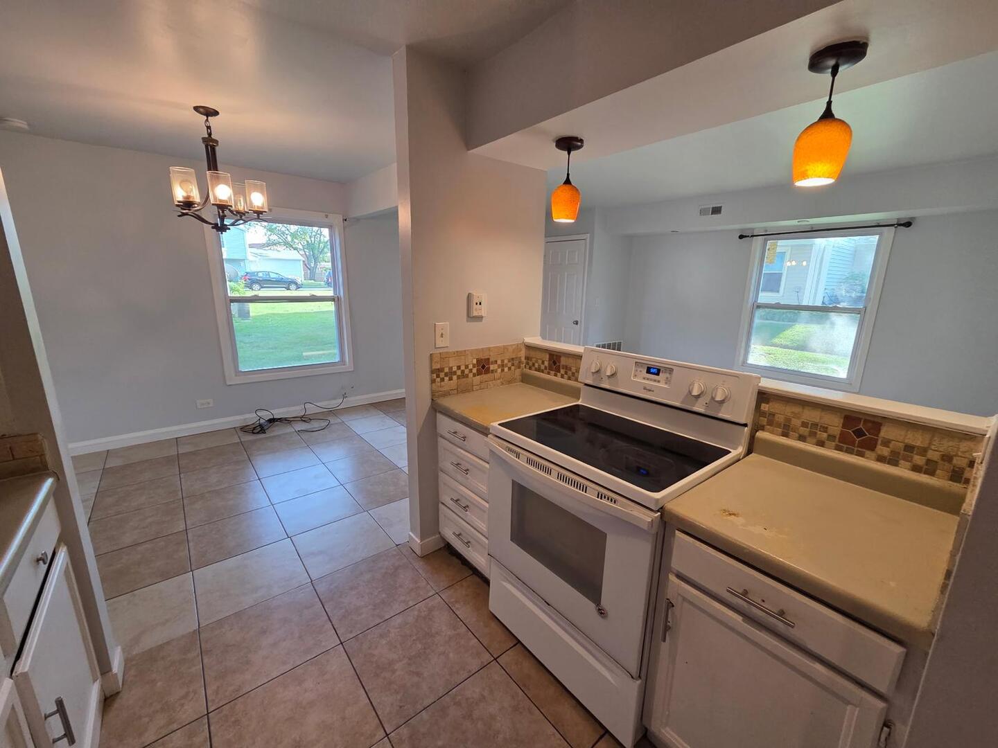 1389 S Glen Circle #D, Aurora, IL 60506