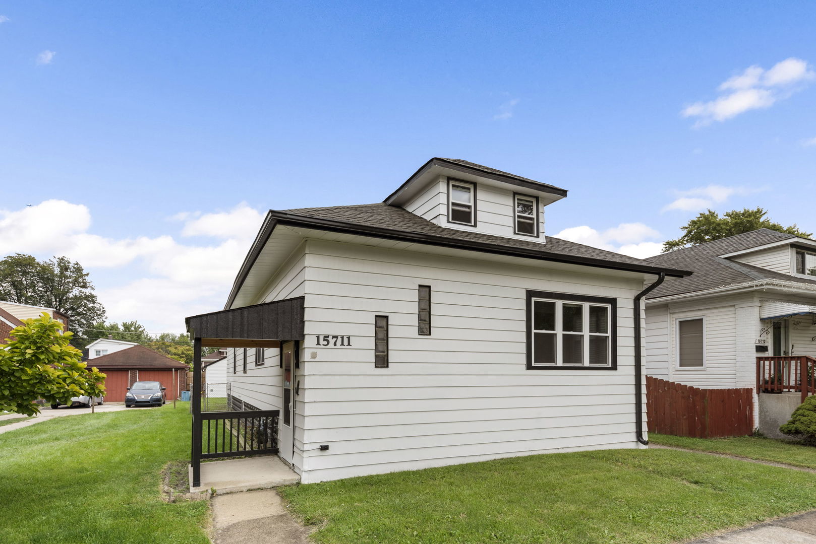 15711 Lowe Avenue, Harvey, IL 60426