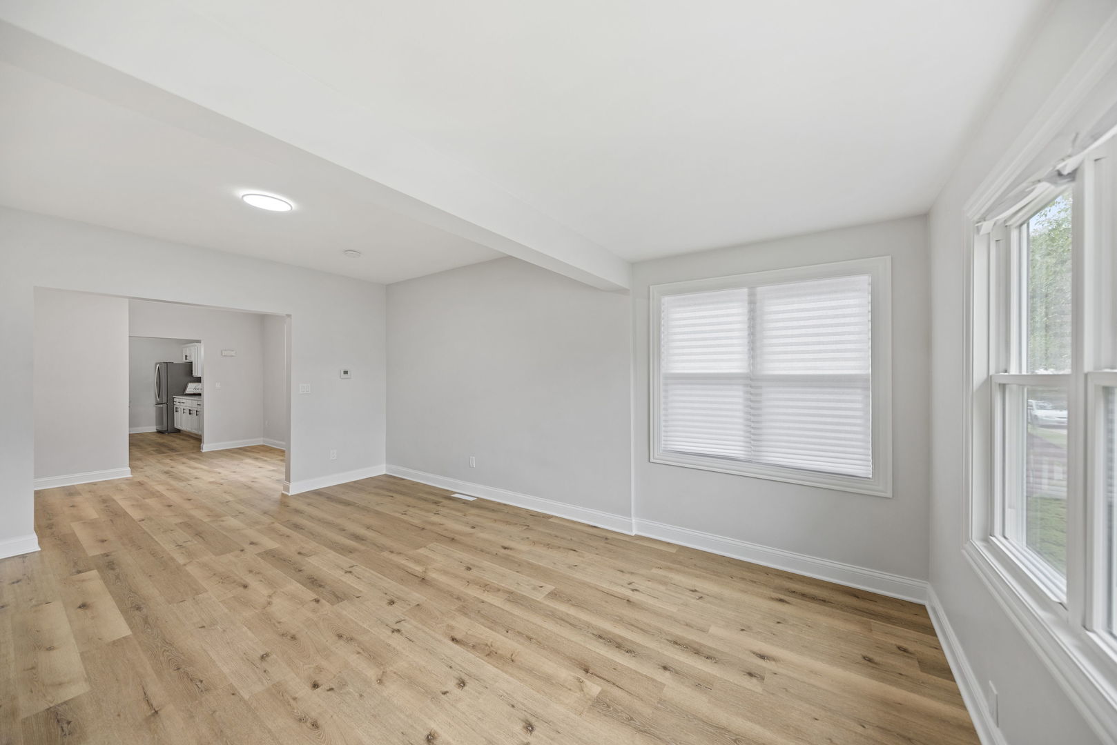 15711 Lowe Avenue, Harvey, IL 60426