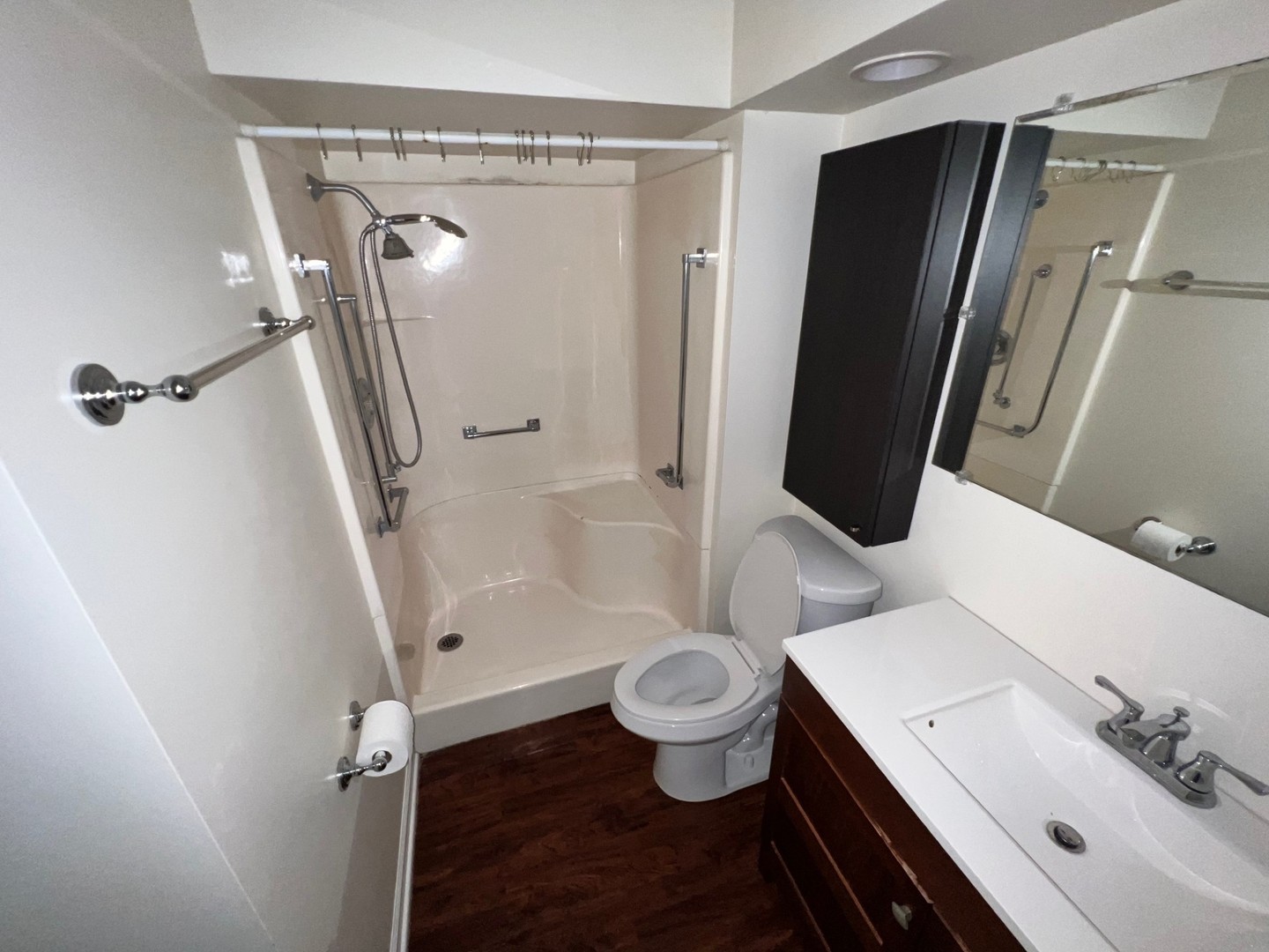 106 E Scranton Avenue #2, Lake Bluff, IL 60044