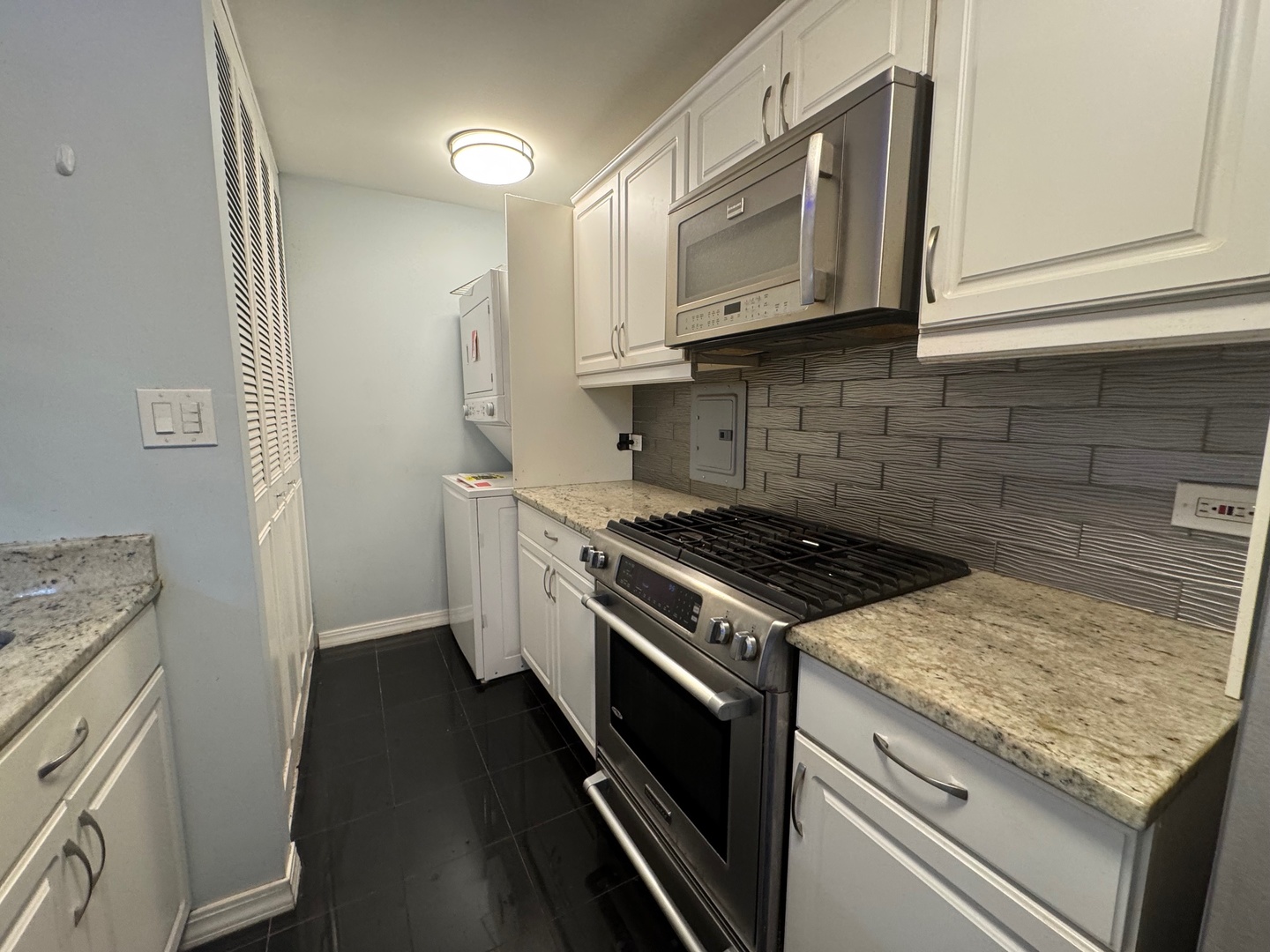 7766 159th Place #7766, Tinley Park, IL 60477