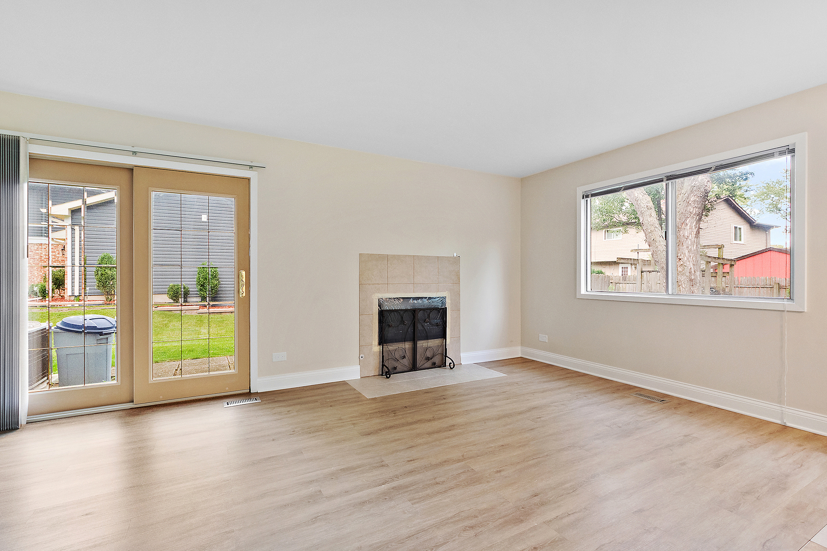 320 Thistle Drive, Bolingbrook, IL 60490