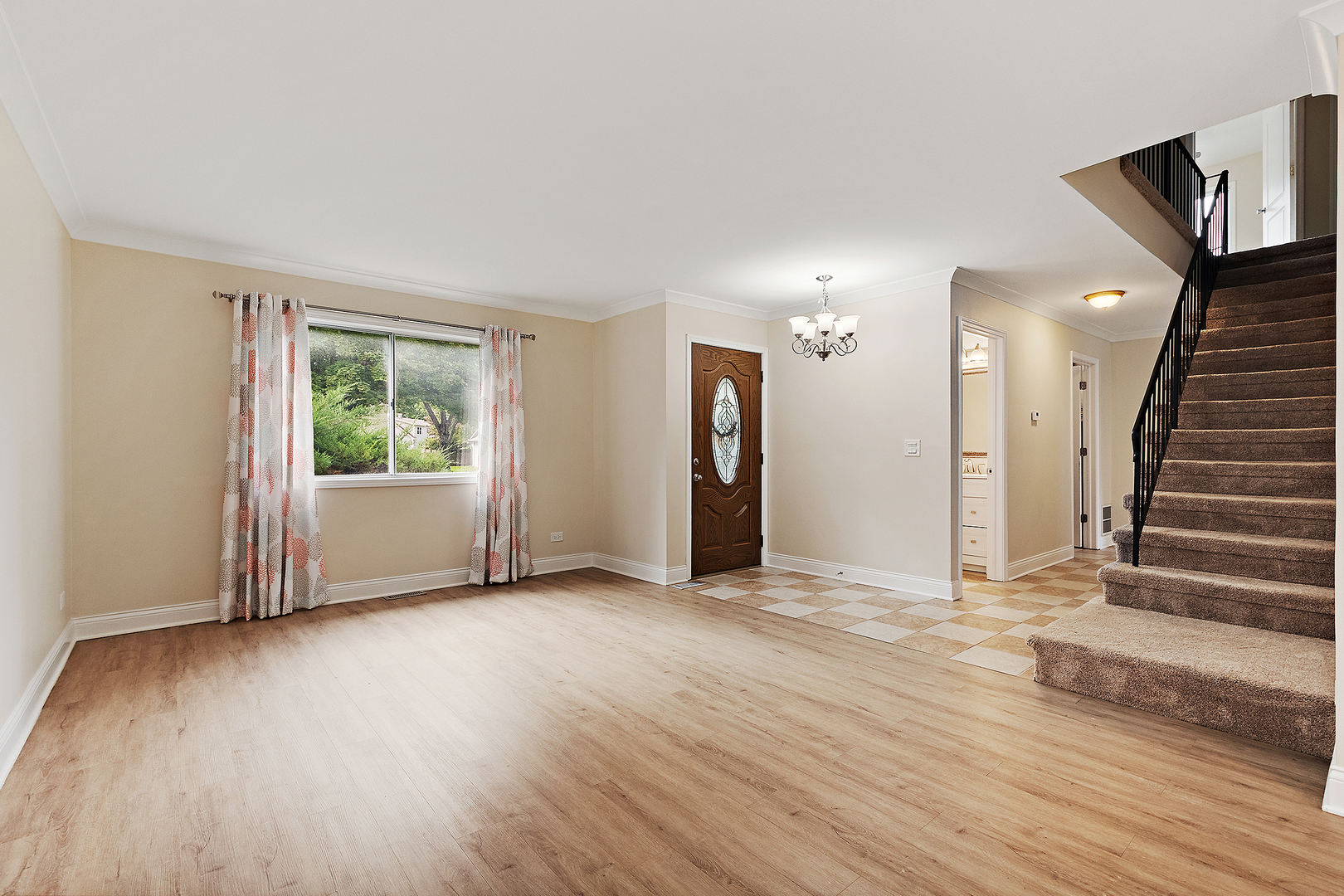 320 Thistle Drive, Bolingbrook, IL 60490