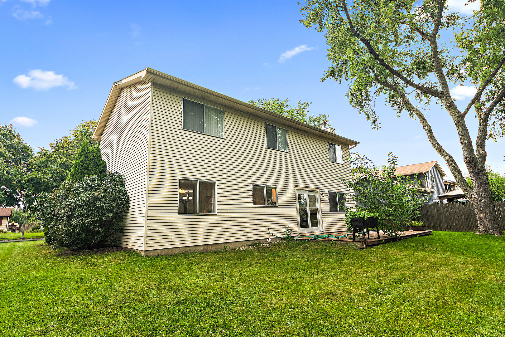 320 Thistle Drive, Bolingbrook, IL 60490