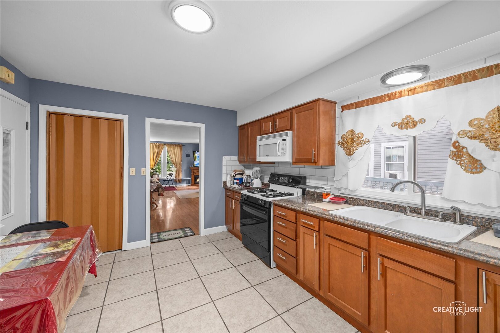417 Marion Avenue, Aurora, IL 60505