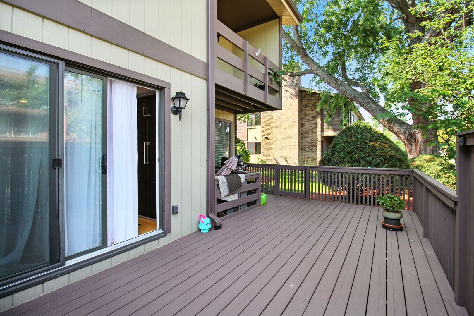 6 W Pebble Court #A, Palos Hills, IL 60465