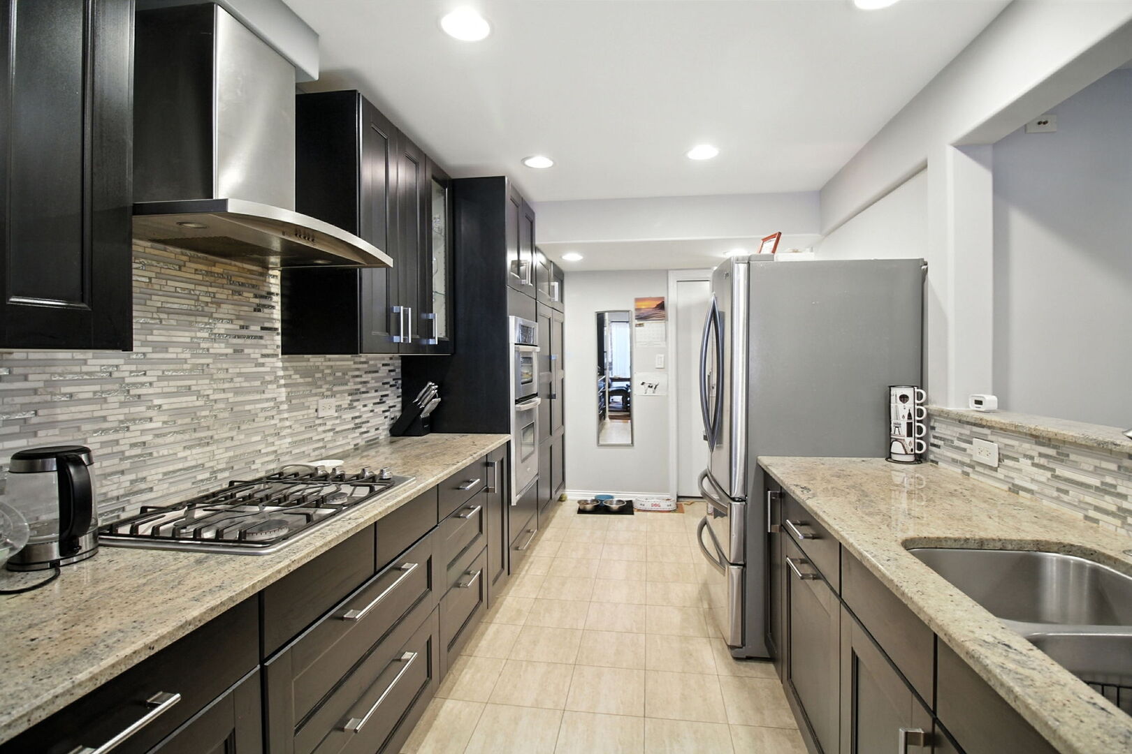 6 W Pebble Court #A, Palos Hills, IL 60465