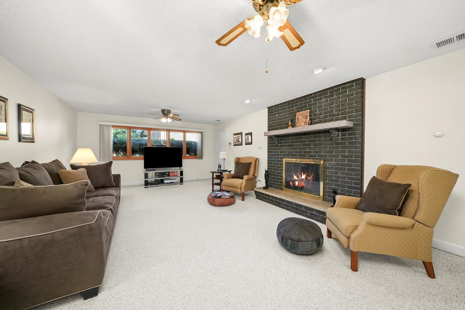 14216 Clearview Drive, Orland Park, IL 60462