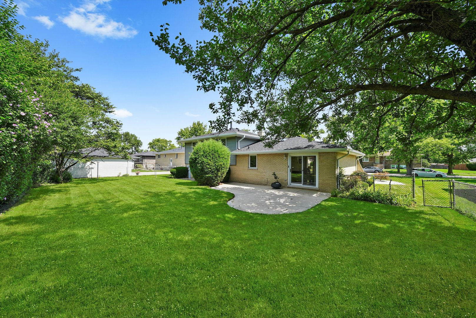 14216 Clearview Drive, Orland Park, IL 60462