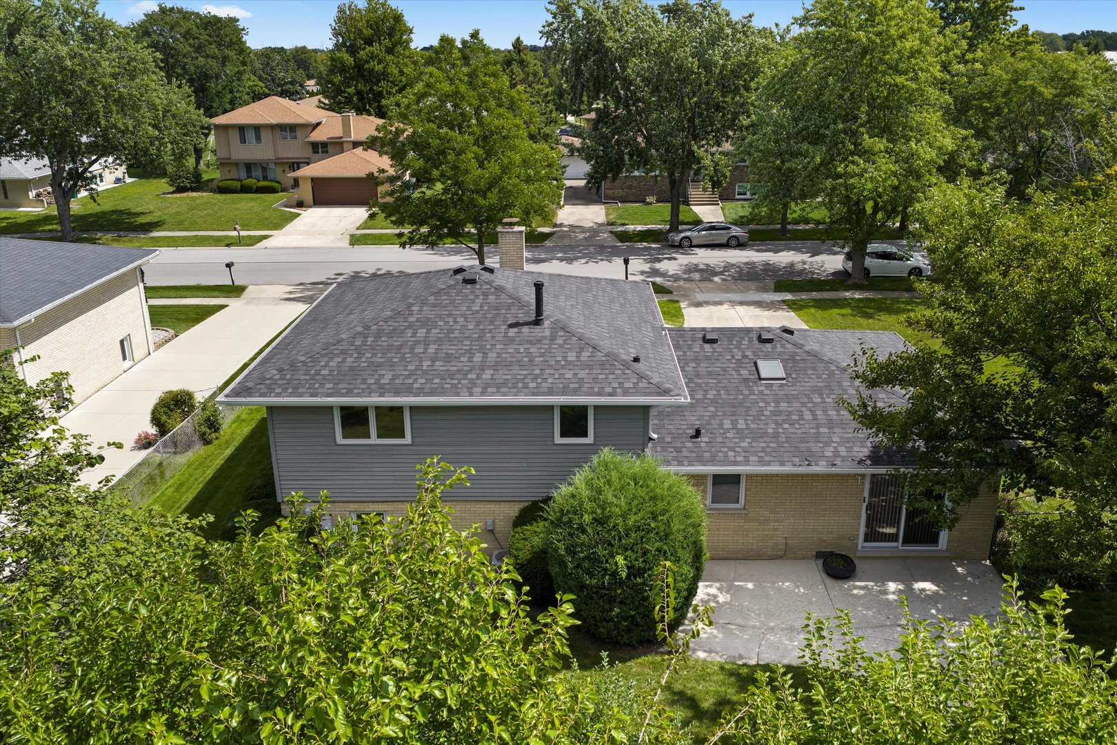 14216 Clearview Drive, Orland Park, IL 60462