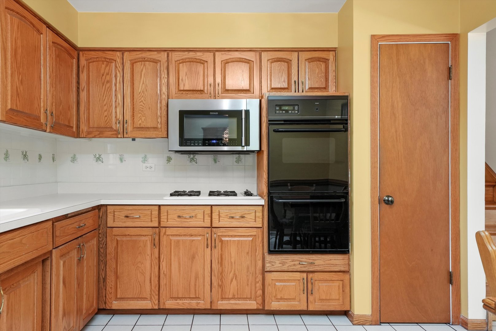 14216 Clearview Drive, Orland Park, IL 60462
