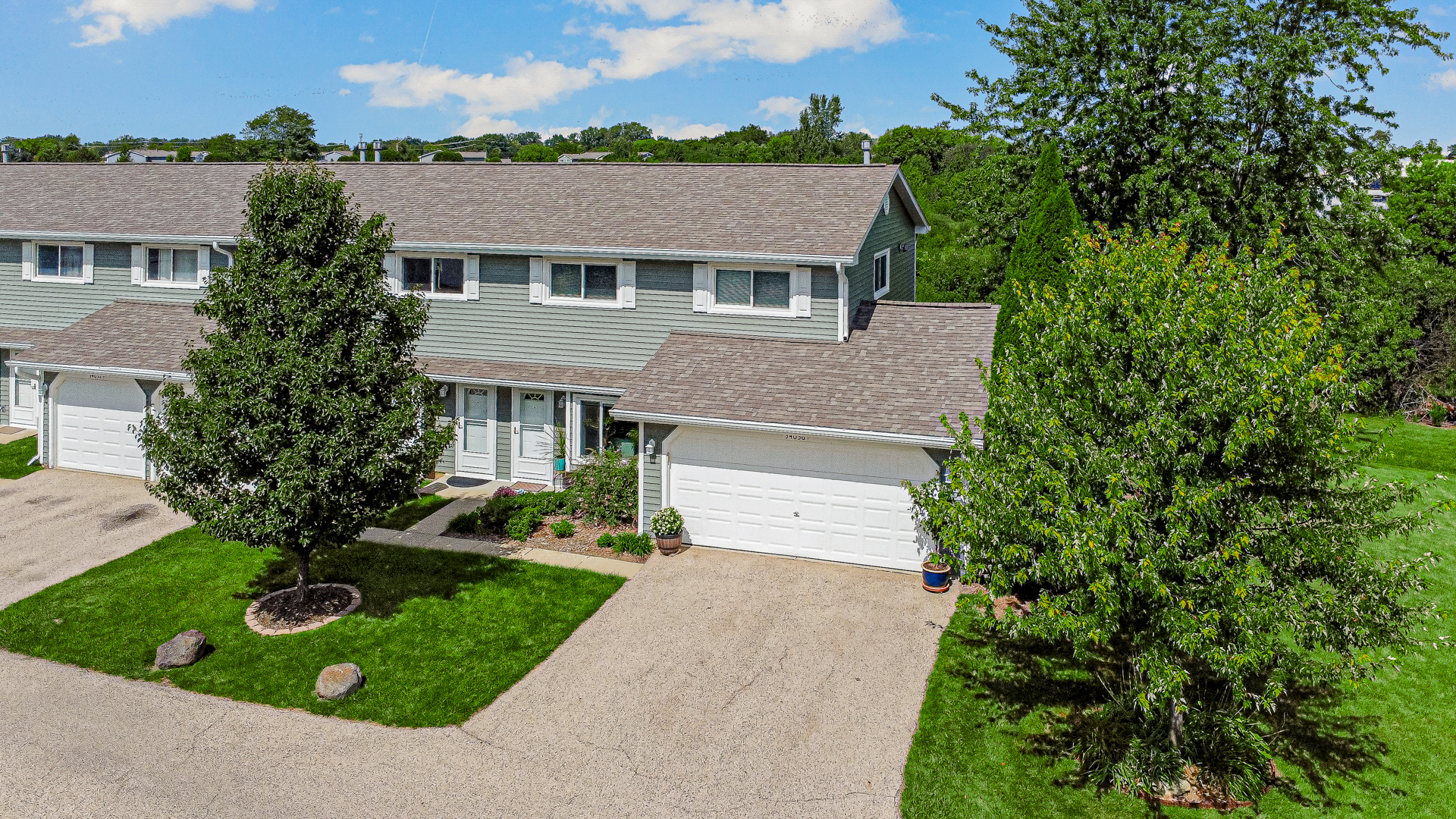 34036 WHITE OAK Lane, Gurnee, IL 60031