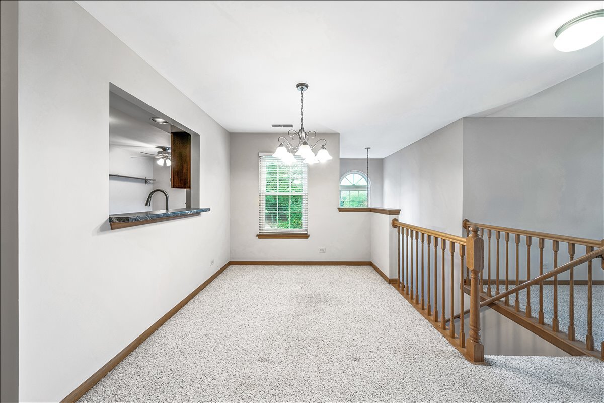 3 Taylor Court #B, Streamwood, IL 60107