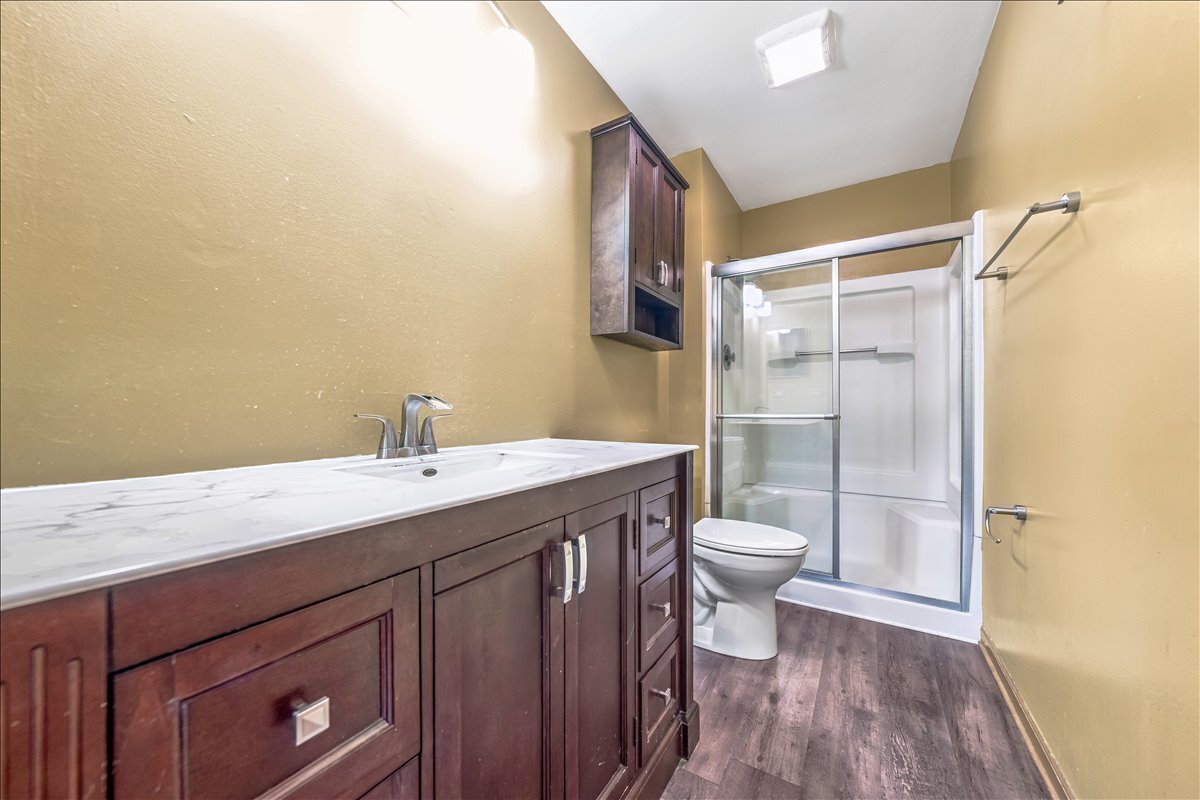 3 Taylor Court #B, Streamwood, IL 60107