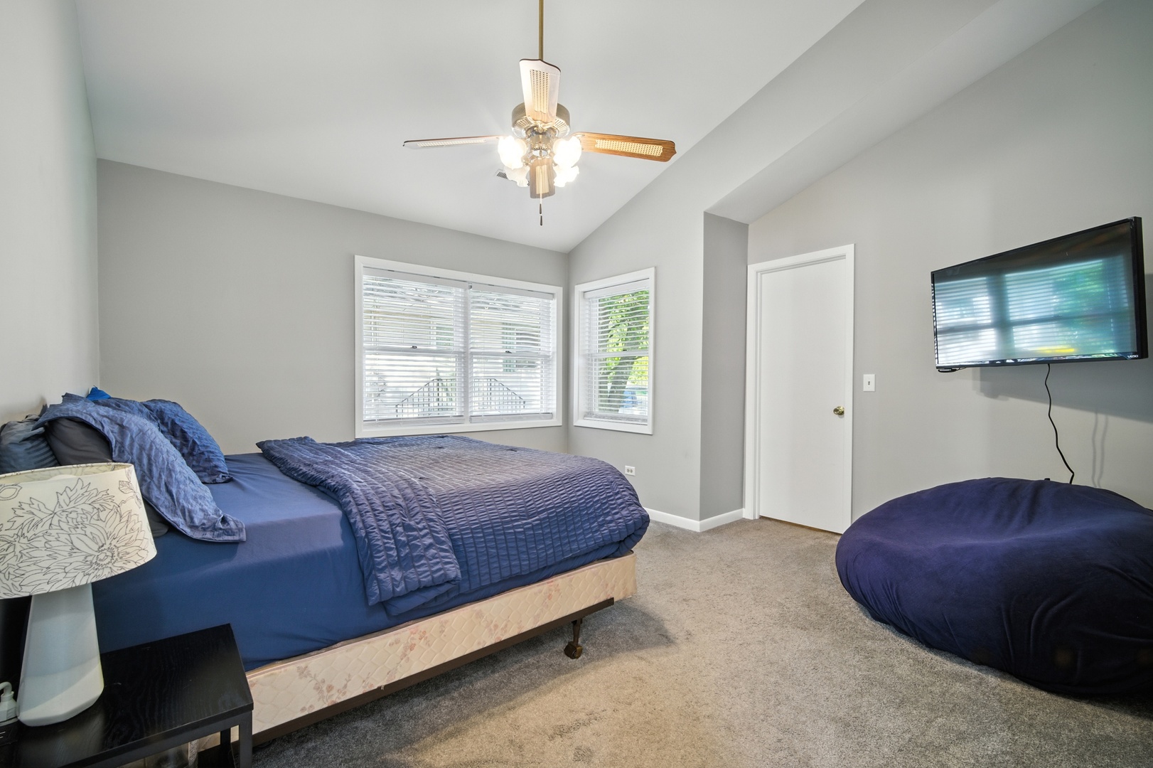 1109 Tappan Street, Woodstock, IL 60098