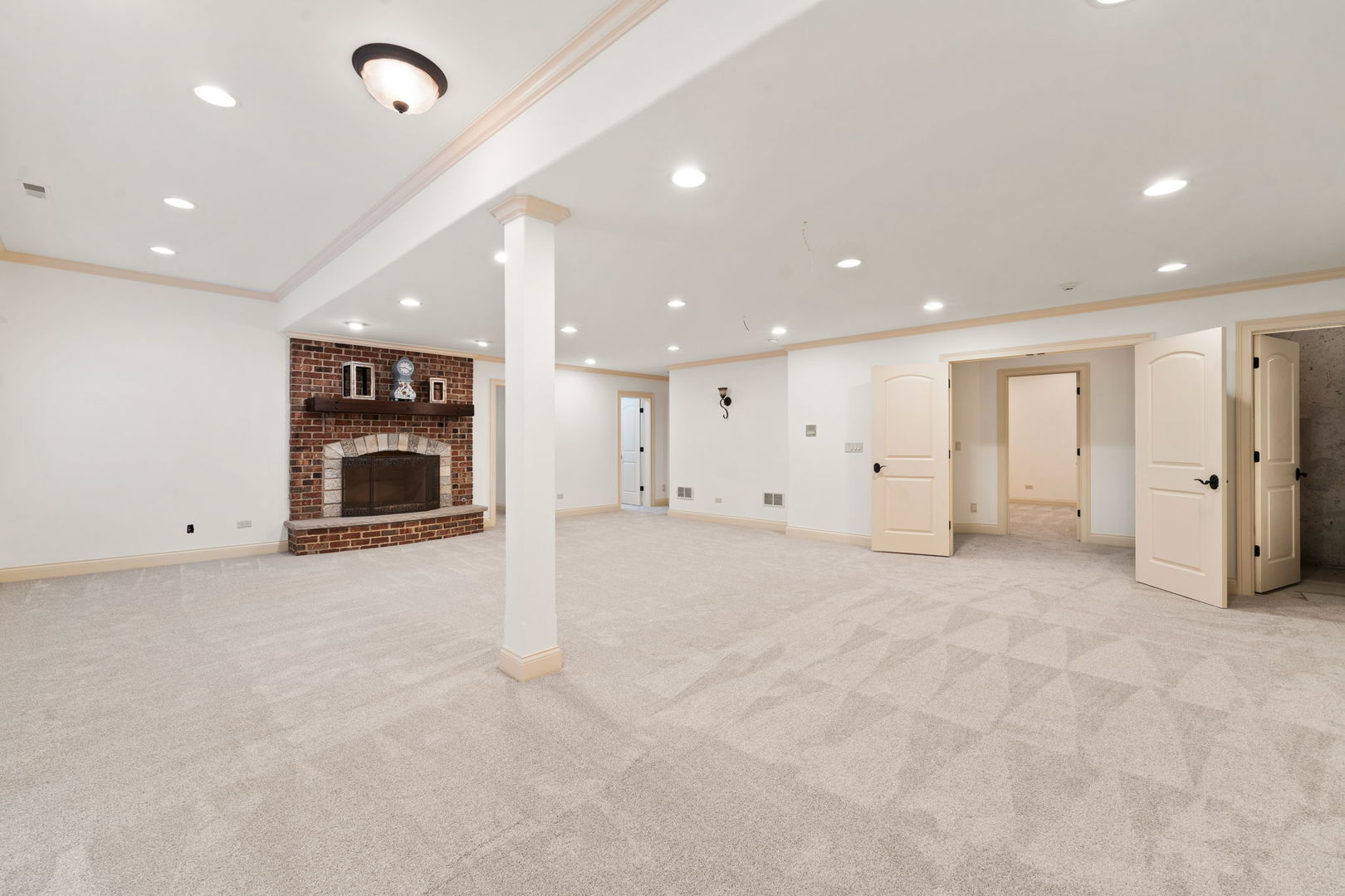 1727 STODDARD Avenue, Wheaton, IL 60187
