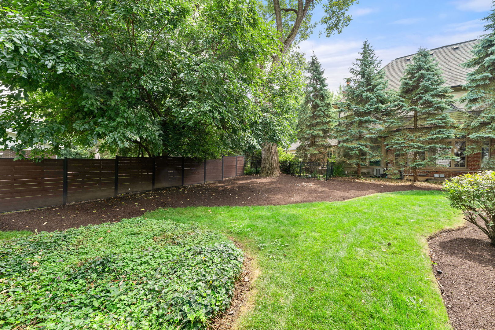 1727 STODDARD Avenue, Wheaton, IL 60187