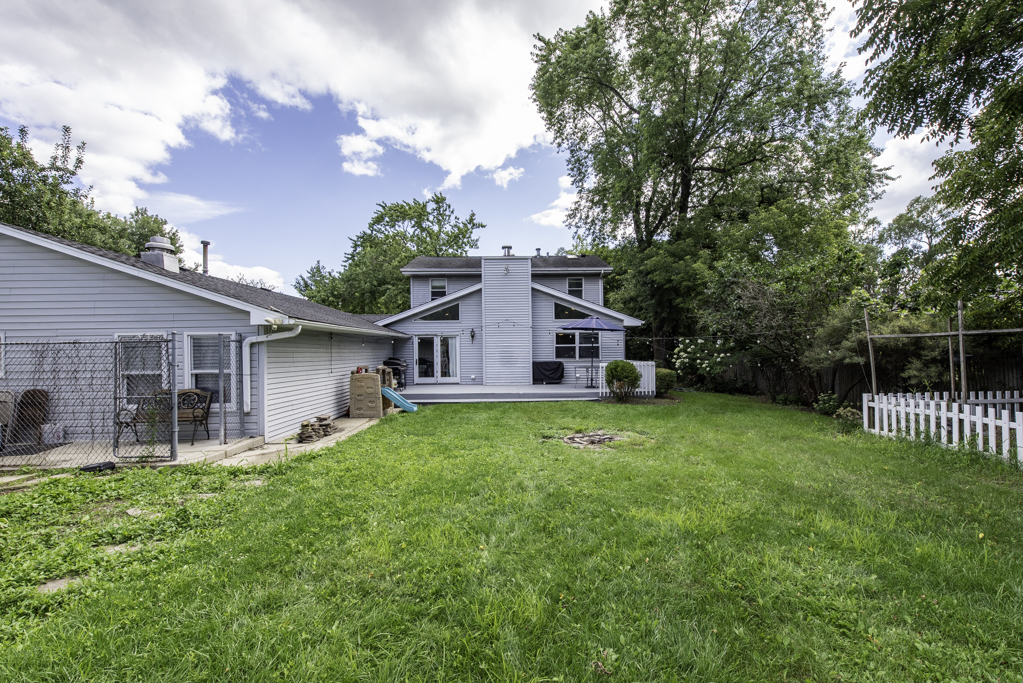 3436 Florida Avenue, Gurnee, IL 60031